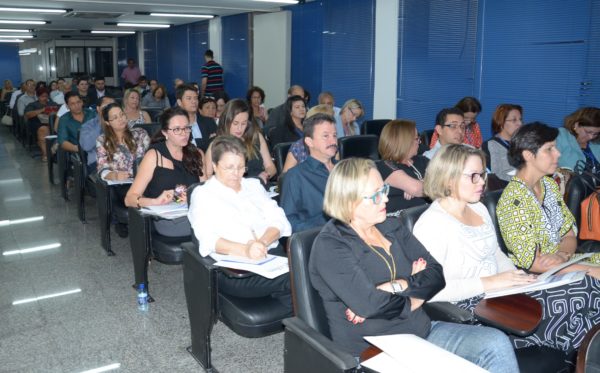 Oficina discutiu políticas públicas com gestores do sistema Cofen/Conselhos Regionais 